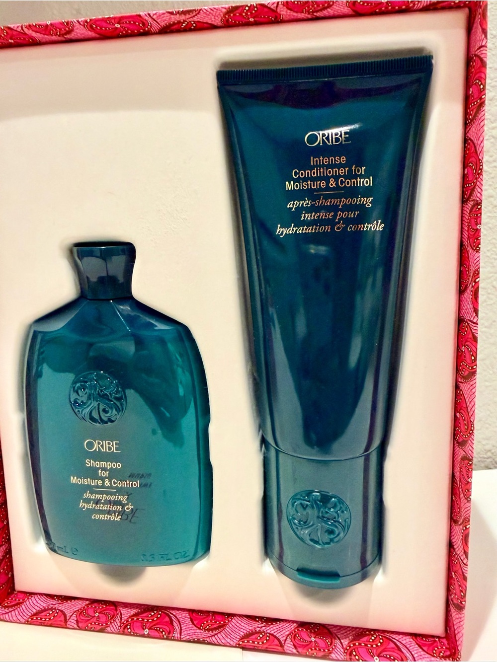 Oribe Moisture & Control Shampoo & Conditioner Gift Set - Full Size - NEW IN BOX